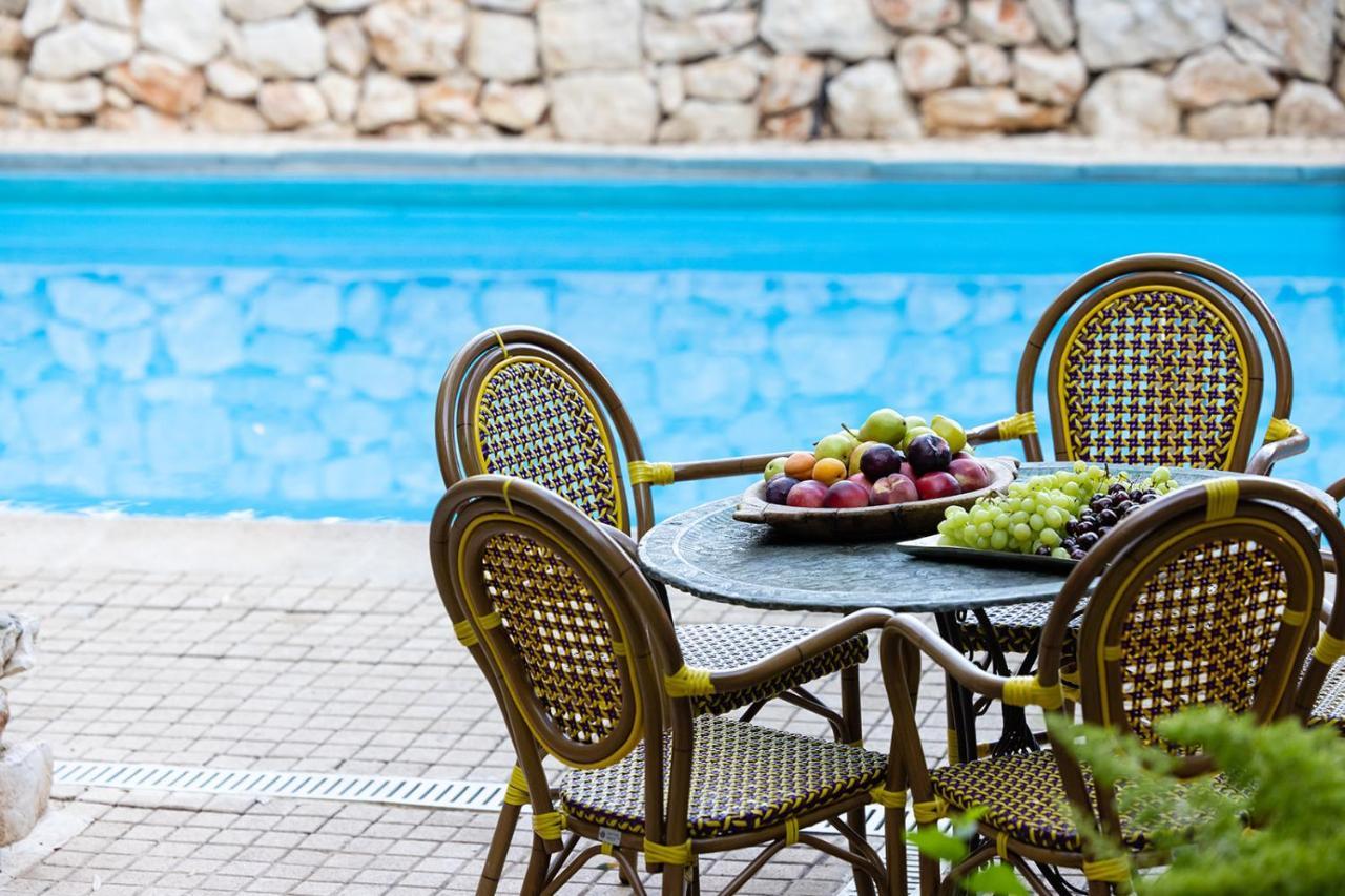 The House Rosh Pina - 2Brm With Pool Villa Exterior photo